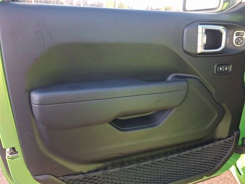 New 2026 Jeep Gladiator Sport image 7