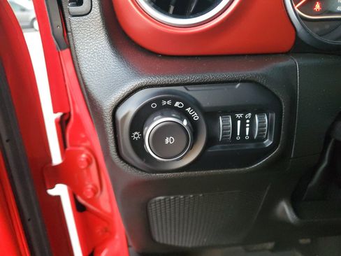 Certified 2022 Jeep Wrangler Unlimited Rubicon w/ LED Lighting Group image 28