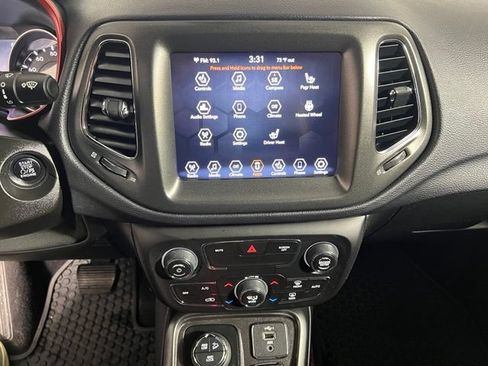 Certified 2019 Jeep Compass Trailhawk w/ Cold Weather Group AWD/4WD image 23