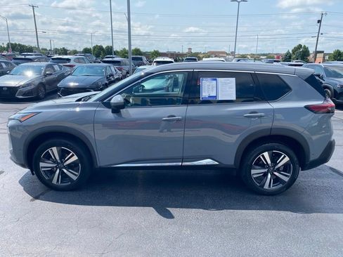 Used 2023 Nissan Rogue SL w/ SL Premium Package FWD image 4