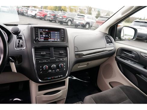 Used 2017 Dodge Grand Caravan SE w/ Power Window Group image 20