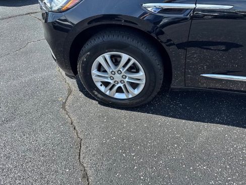 Used 2018 Buick Enclave Premium FWD image 10