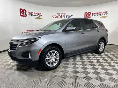 Used 2024 Chevrolet Equinox LT FWD image 3