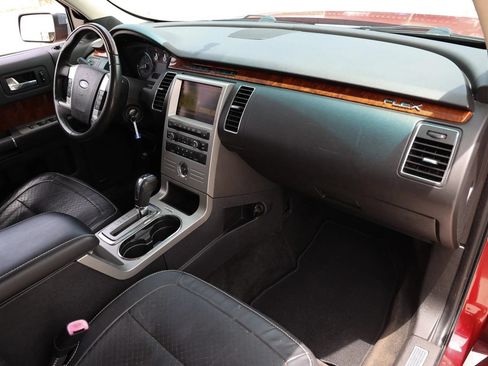 Used 2009 Ford Flex Limited FWD image 27