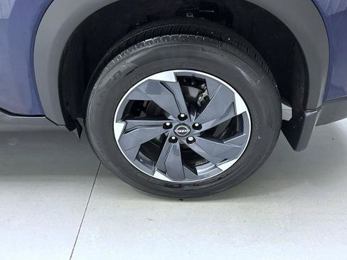 Certified 2025 Nissan Rogue SV w/ SV Premium Package FWD image 22
