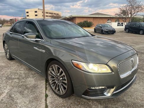 Used 2017 Lincoln Continental Reserve w/ Rear-seat Package AWD/4WD image 2