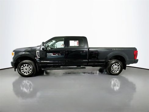 Used 2022 Ford F250 Lariat image 5