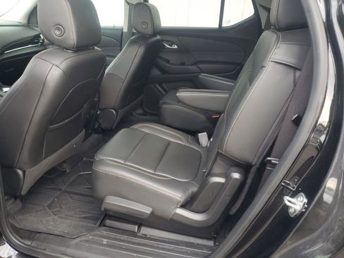 Used 2020 Chevrolet Traverse LT w/ LT Premium Package image 13