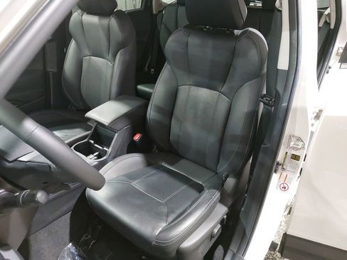 Used 2020 Subaru Forester Limited w/ Popular Package #3 image 16