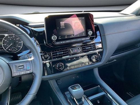 New 2025 Nissan Pathfinder Rock Creek image 6