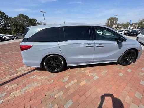Used 2023 Honda Odyssey Sport image 35