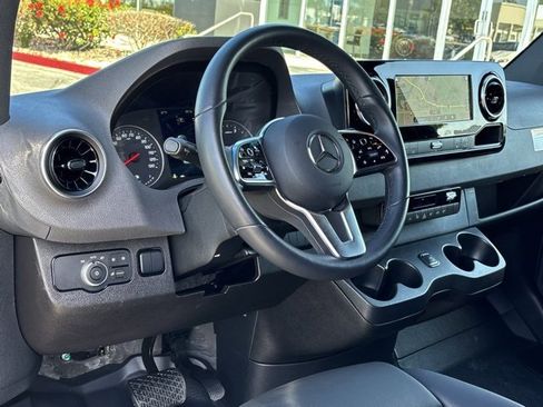 Used 2024 Mercedes-Benz Sprinter 3500 image 13