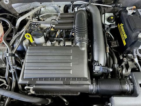 Used 2018 Volkswagen Jetta S image 8