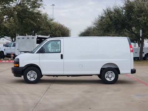 New 2025 Chevrolet Express 2500 w/ Driver Convenience Package image 11