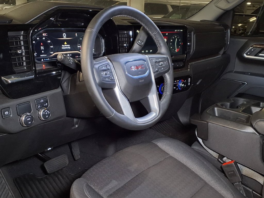 Used 2024 GMC Sierra 1500 Elevation RWD image 4