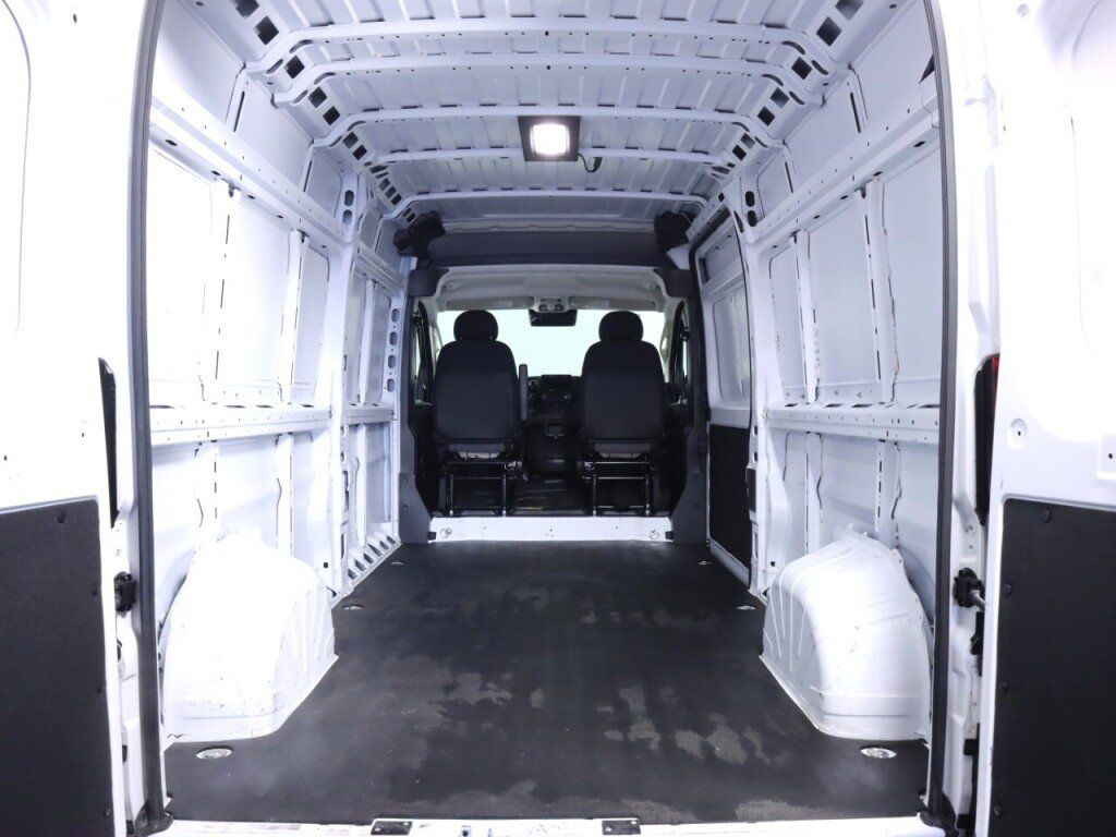 Used 2023 RAM ProMaster 2500 FWD image 30