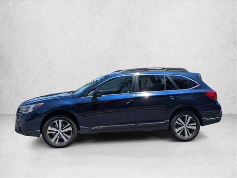 Used 2018 Subaru Outback 2.5i Limited AWD/4WD image 9