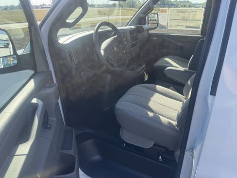 New 2025 Chevrolet Express 2500 w/ Driver Convenience Package image 10