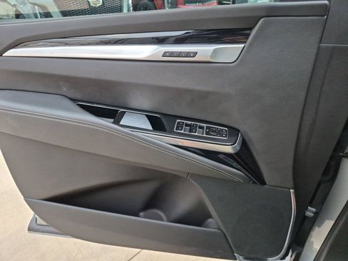 Used 2025 Cadillac Escalade Sport w/ Touring Package AWD/4WD image 24