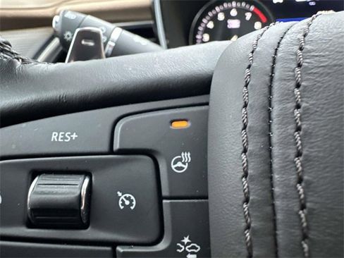 Used 2024 Cadillac XT6 Sport w/ Platinum Package image 48