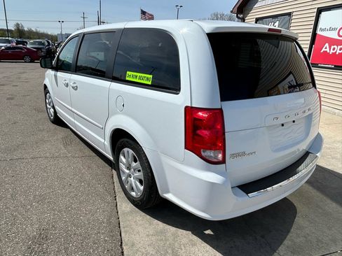 Used 2015 Dodge Grand Caravan SE w/ Quick Order Package 29E SE FWD image 7