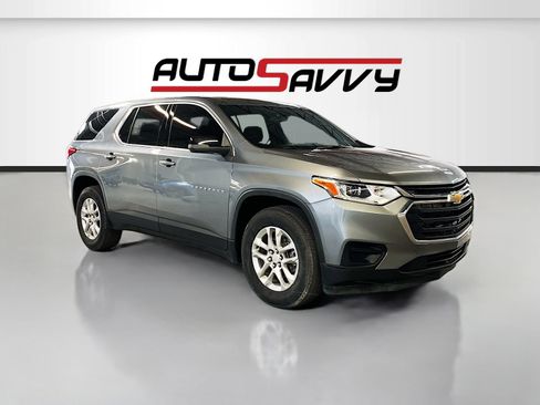 Used 2021 Chevrolet Traverse LS AWD/4WD image 1