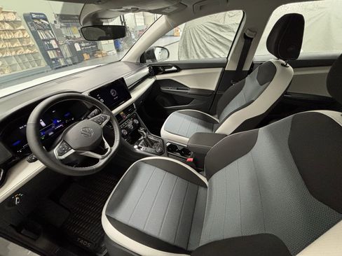 New 2025 Volkswagen Taos S image 5