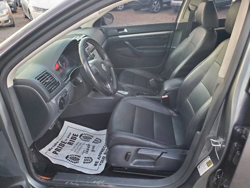 Used 2009 Volkswagen Jetta SE image 10