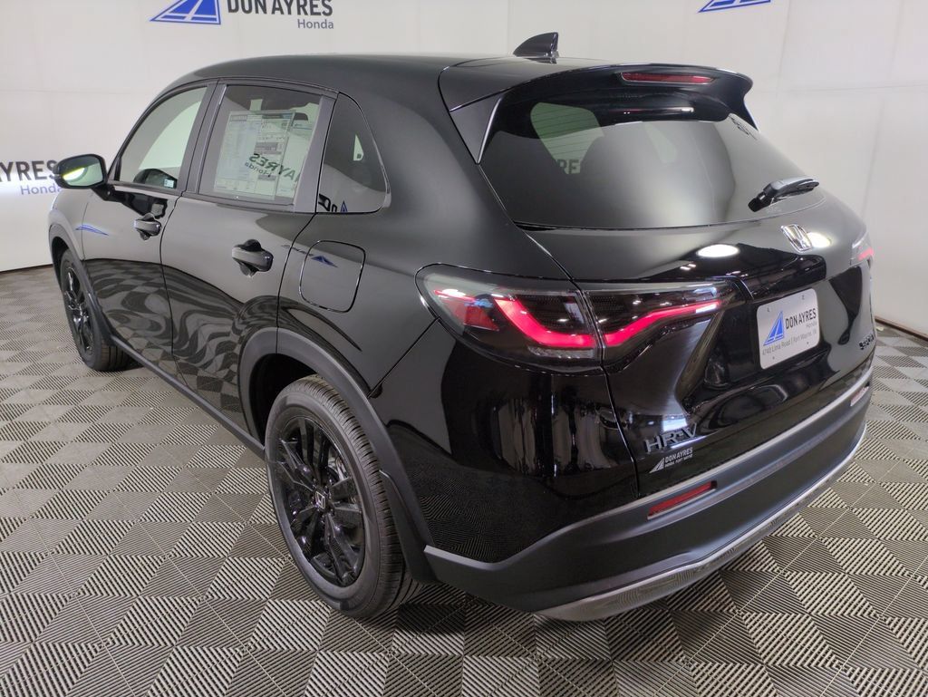 New 2027 Honda HR-V Sport image 3