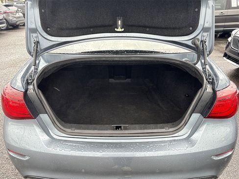 Used 2017 INFINITI Q70 3.7 image 23