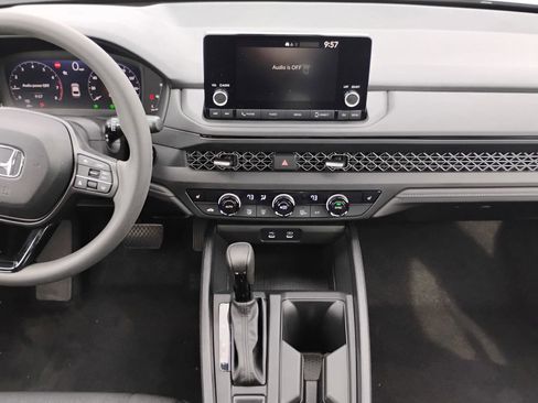 Used 2024 Honda Accord EX image 17