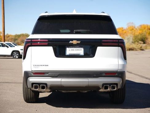 New 2026 Chevrolet Traverse LT FWD image 6