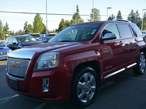 Used 2014 GMC Terrain Denali image 3