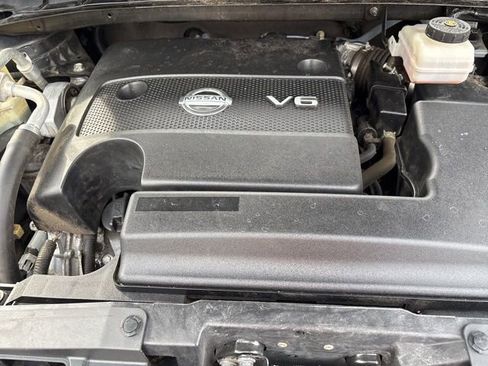 Used 2020 Nissan Murano S image 22