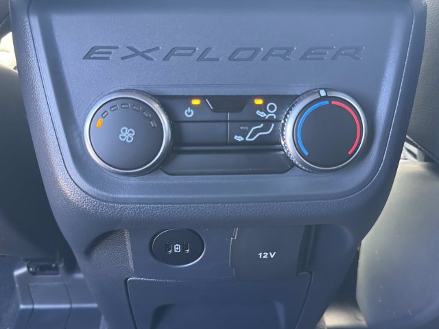 New 2027 Ford Explorer ST-Line w/ ST-Line Street Pack RWD image 27