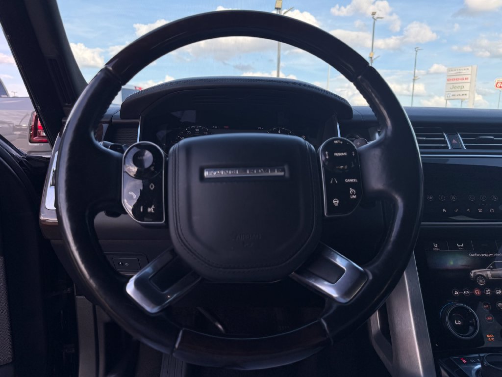 Used 2019 Land Rover Range Rover Supercharged AWD/4WD image 12