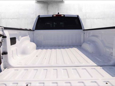 Used 2026 RAM 1500 Laramie AWD/4WD image 7