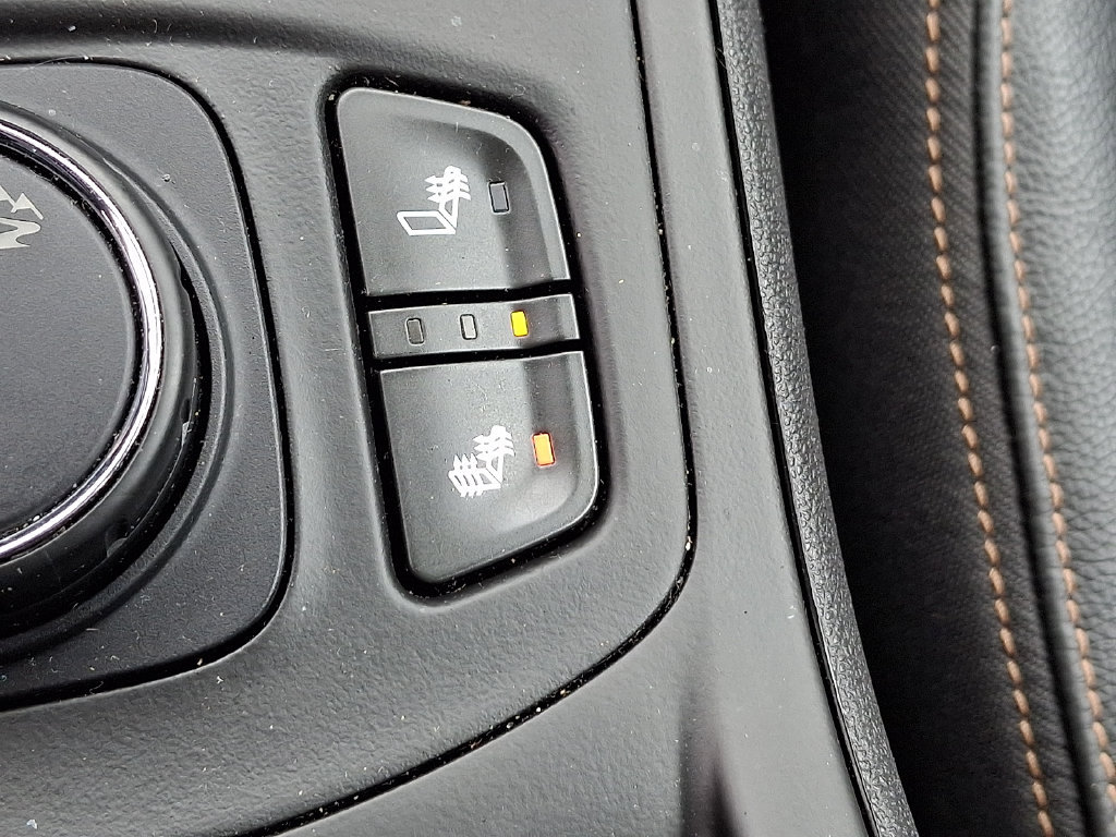 Certified 2019 GMC Terrain SLT w/ Preferred Package AWD/4WD image 24