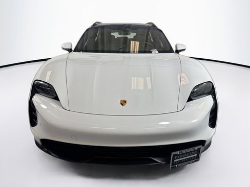 Used 2022 Porsche Taycan GTS image 6