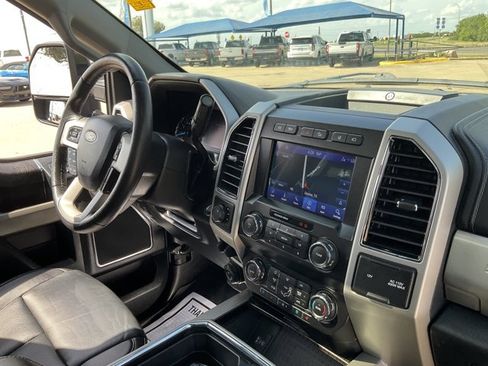 Certified 2021 Ford F250 Lariat AWD/4WD image 22