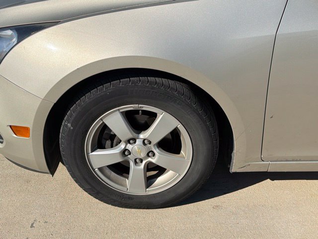 Used 2015 Chevrolet Cruze LT w/ Enhanced Safety Package FWD image 10