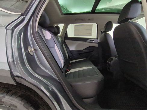 New 2025 Volkswagen Taos SEL image 21