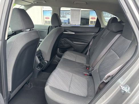 Certified 2024 Kia Seltos LX AWD/4WD image 21