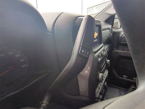 Certified 2021 Chevrolet Silverado 1500 Custom Trail Boss w/ LPO, Dark Essentials Package image 15