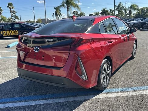 Used 2018 Toyota Prius Prime Plus image 6