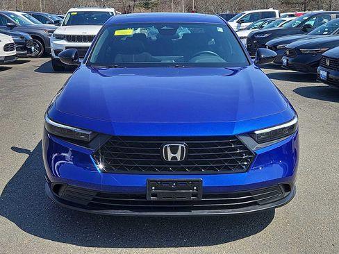 Used 2025 Honda Accord Sport image 11