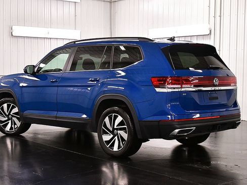 Used 2026 Volkswagen Atlas SE AWD/4WD image 5