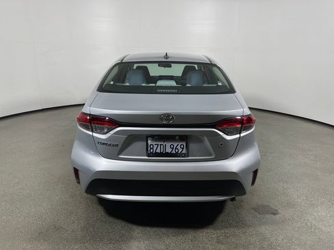 Certified 2022 Toyota Corolla L FWD image 4