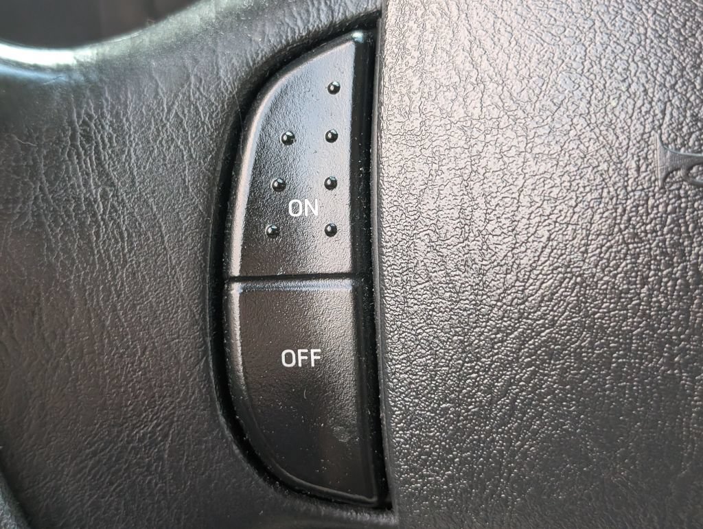 Used 2006 Ford F350 XLT AWD/4WD image 12