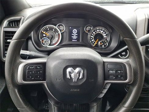 Used 2022 RAM 5500 Tradesman w/ Chrome Appearance Group image 17